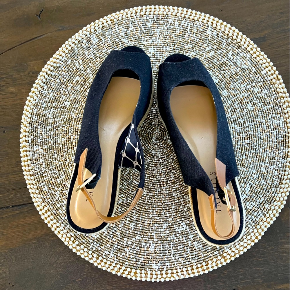 Talbots Size 8 Black Wedge Espadrilles